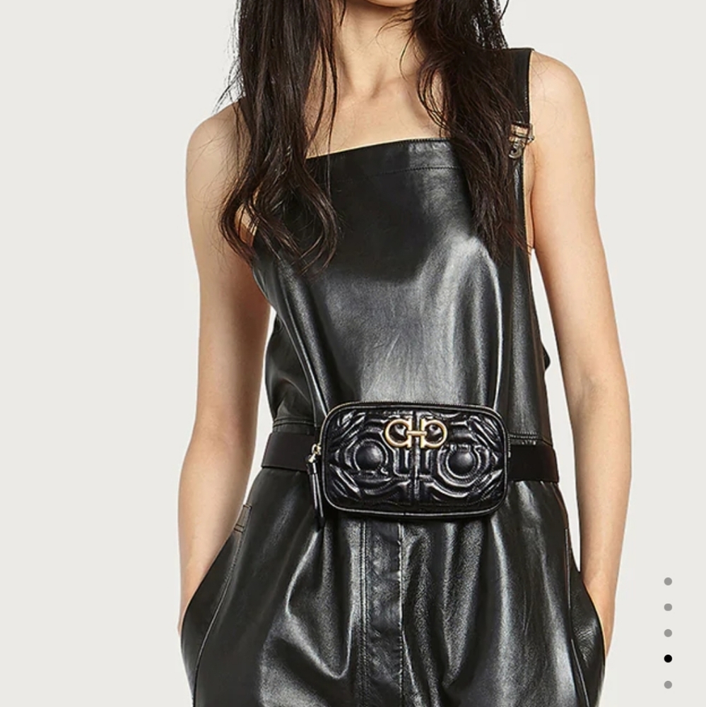 Salvatore Ferragamo QUILTED GANCINI BELT BAG